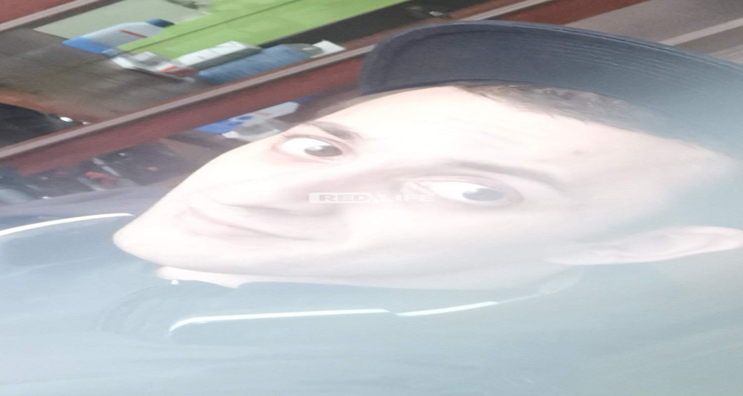 Ahoj, hled&aacute;m pr&aacute;ci. R&aacute;d bych