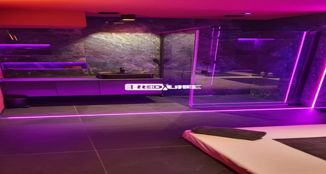 Luxusní salon, volnost, vysoké výdělky